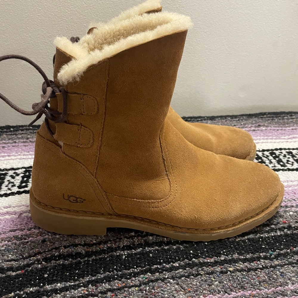 UGG Naiyah boots in tan suede leather with a back lace closure.